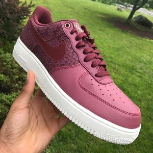 nike air force 1 dark red